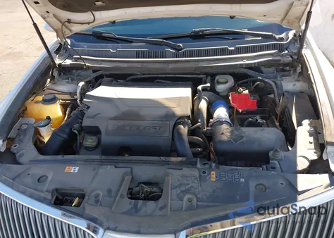 2013 Lincoln Mkt Ecoboost z USA, uszkodzony, nr VIN 2LMHJ5AT3DBL53584